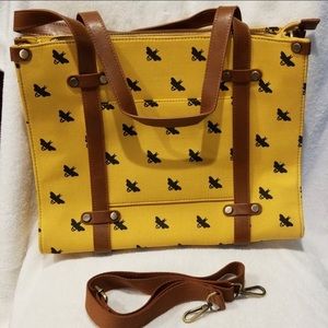 Bee Camp Director Tote Mustard Zipper Must read